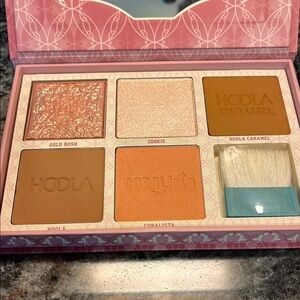 Benefit Cheekleaders Bronze Squad Palette
